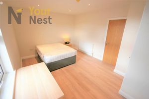 Photo 11- click for photo gallery